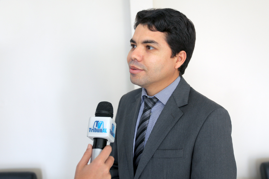 Juiz Hélio Pinheiro, coordenador do PCJE, destaca função social do programa. Foto: Itawi Albuquerque