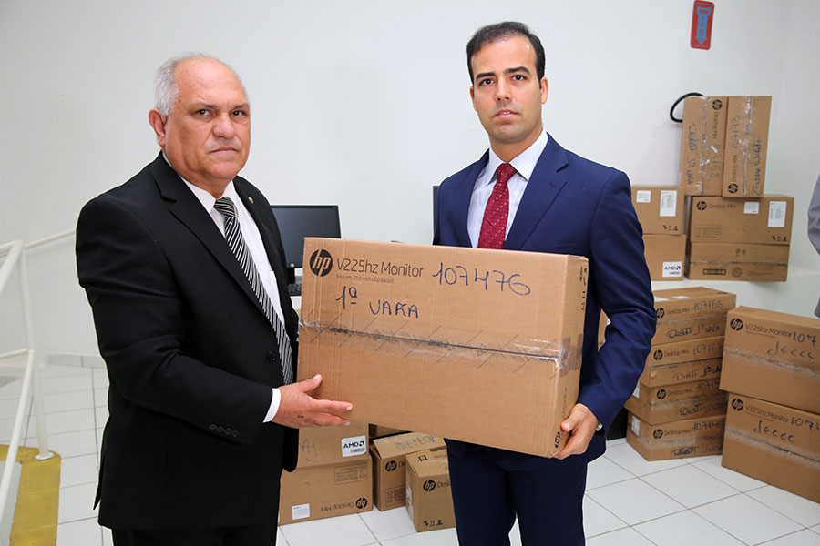 Otávio Praxedes e Lucas Dória.