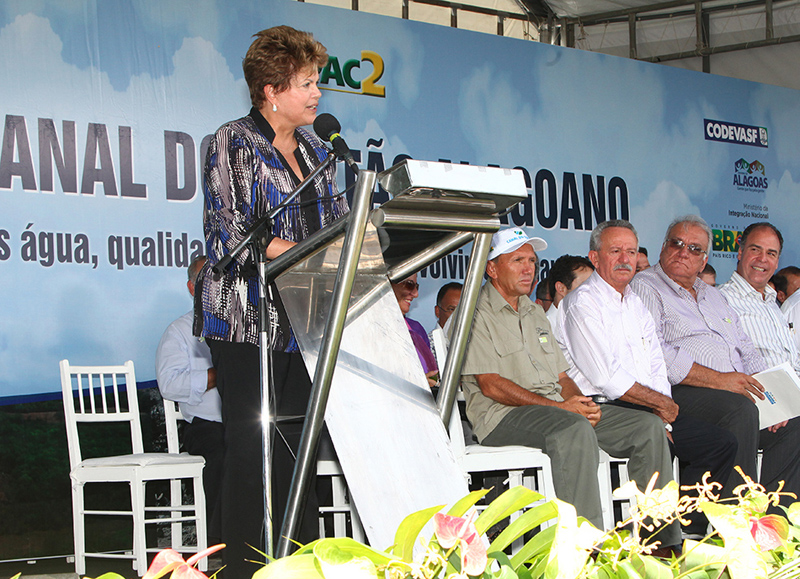 Presidenta Dilma Rousseff inaugura obra do Canal do Sertão