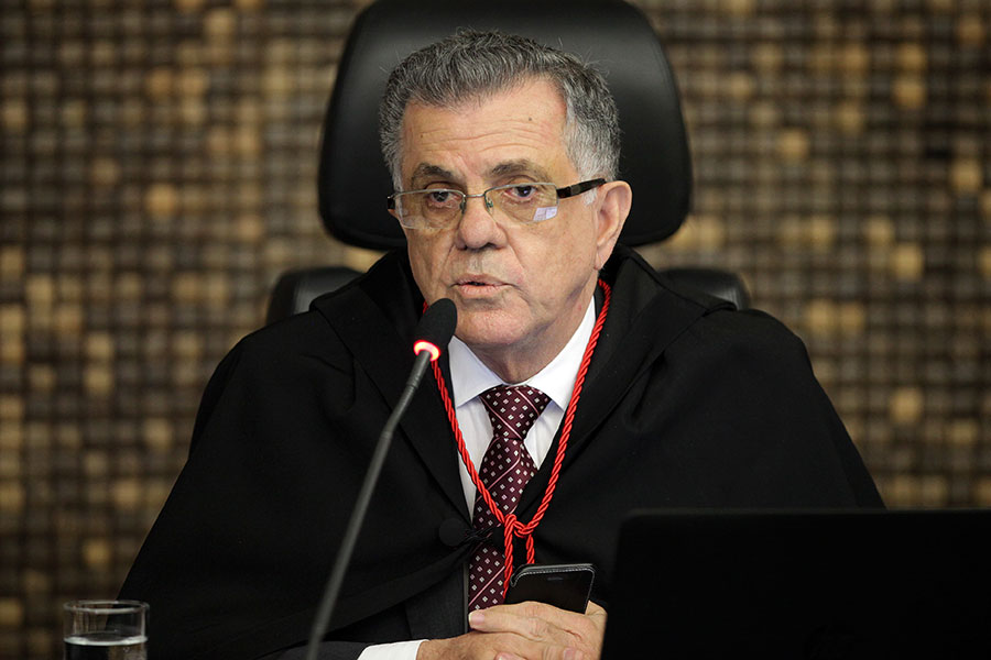 Desembargador Sebastião Costa.