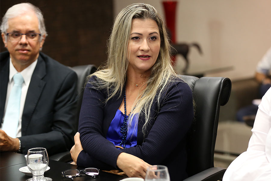 Juíza Emanuela Porangaba.