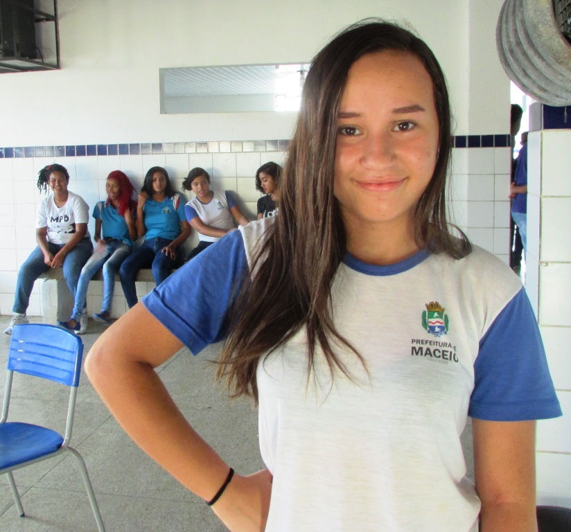 Tauane da Silva, estudante da Escola Municipal Antídio Vieira.