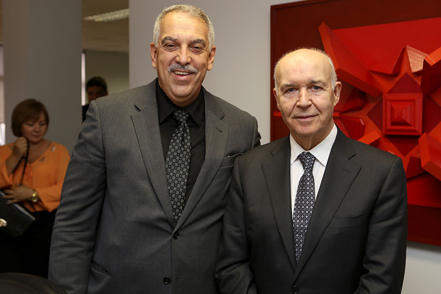 Juiz Ivan Brito e Canotilho.