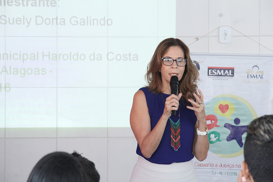 Ana Valéria Pitta, membro do PCJE, da Esmal