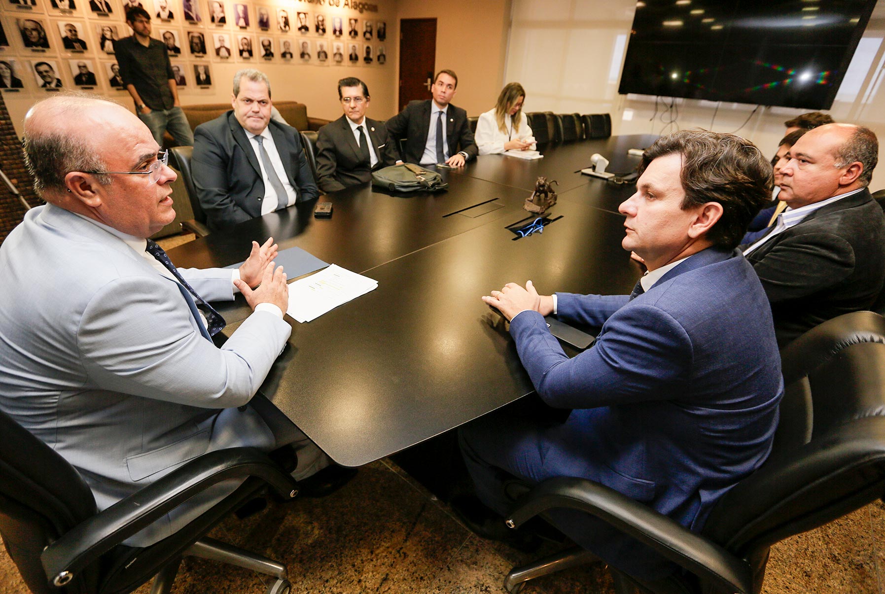 Prefeitura de Coruripe transfere ao Judiciário imóvel onde funciona o fórum.
