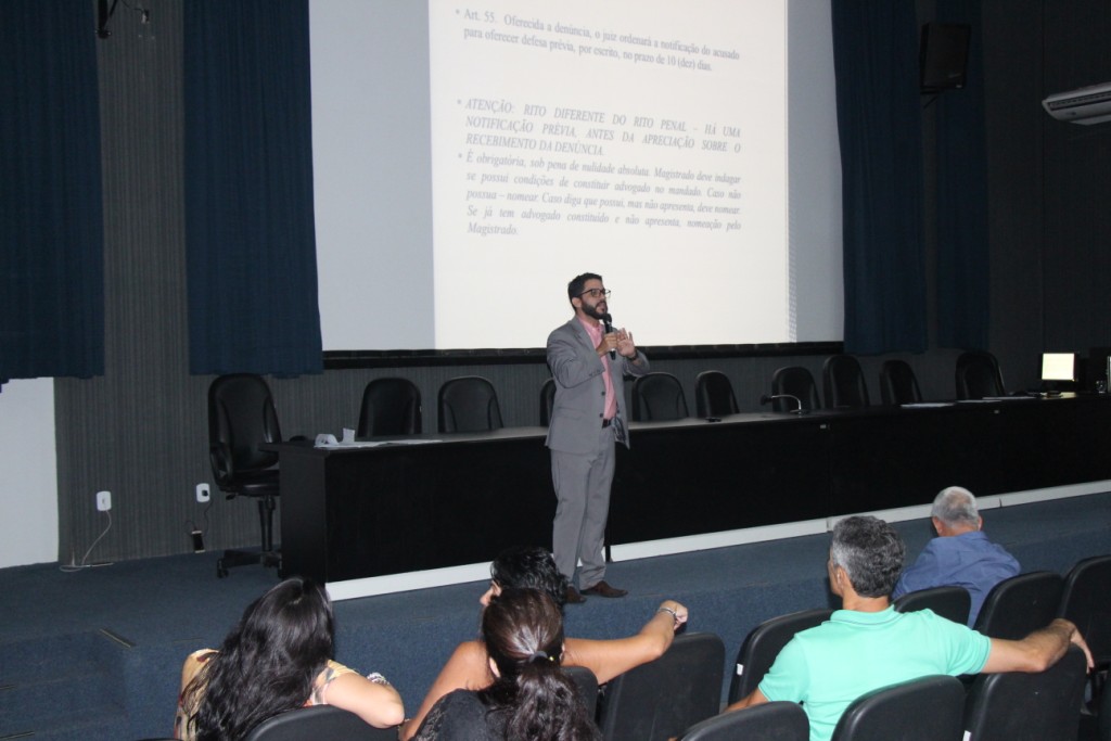 Juiz João Paulo abordou os procedimentos a serem executados nos casos de atos infracionais.  