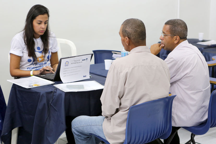 Justiça Itinerante na Universidade Tiradentes (Unit).