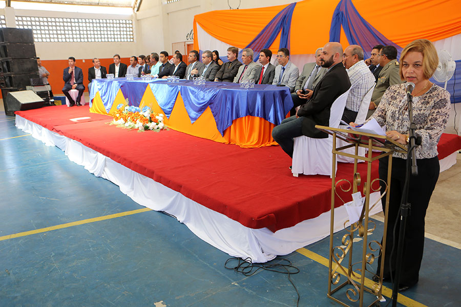 Fátima Brêda, cerimonialista do Tribunal de Justiça de Alagoas.
