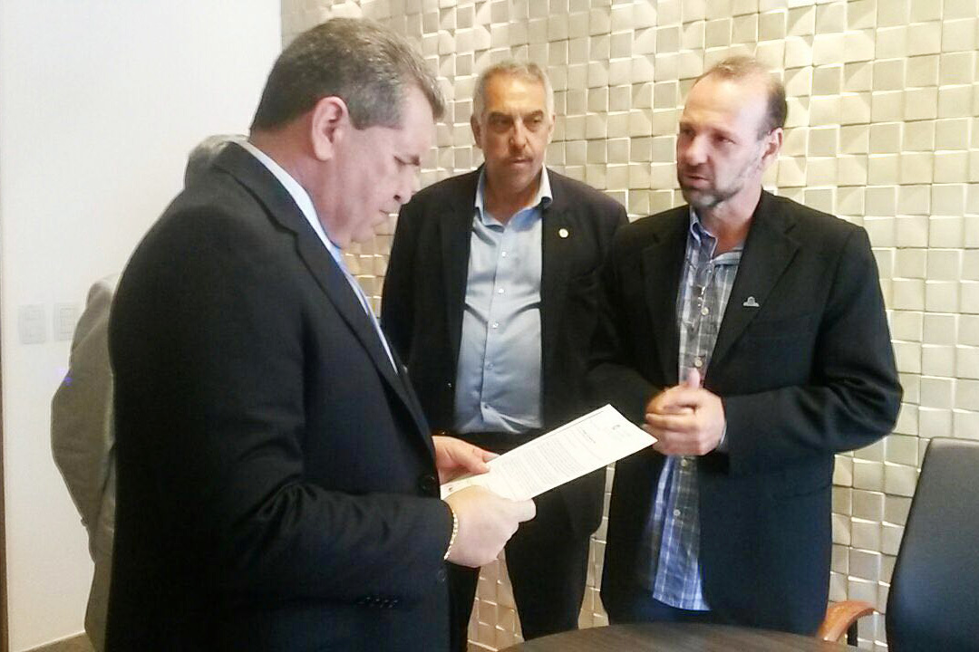 Washington Luiz recebeu convite do presidente da Ademi/AL, Paulo Malgueiro