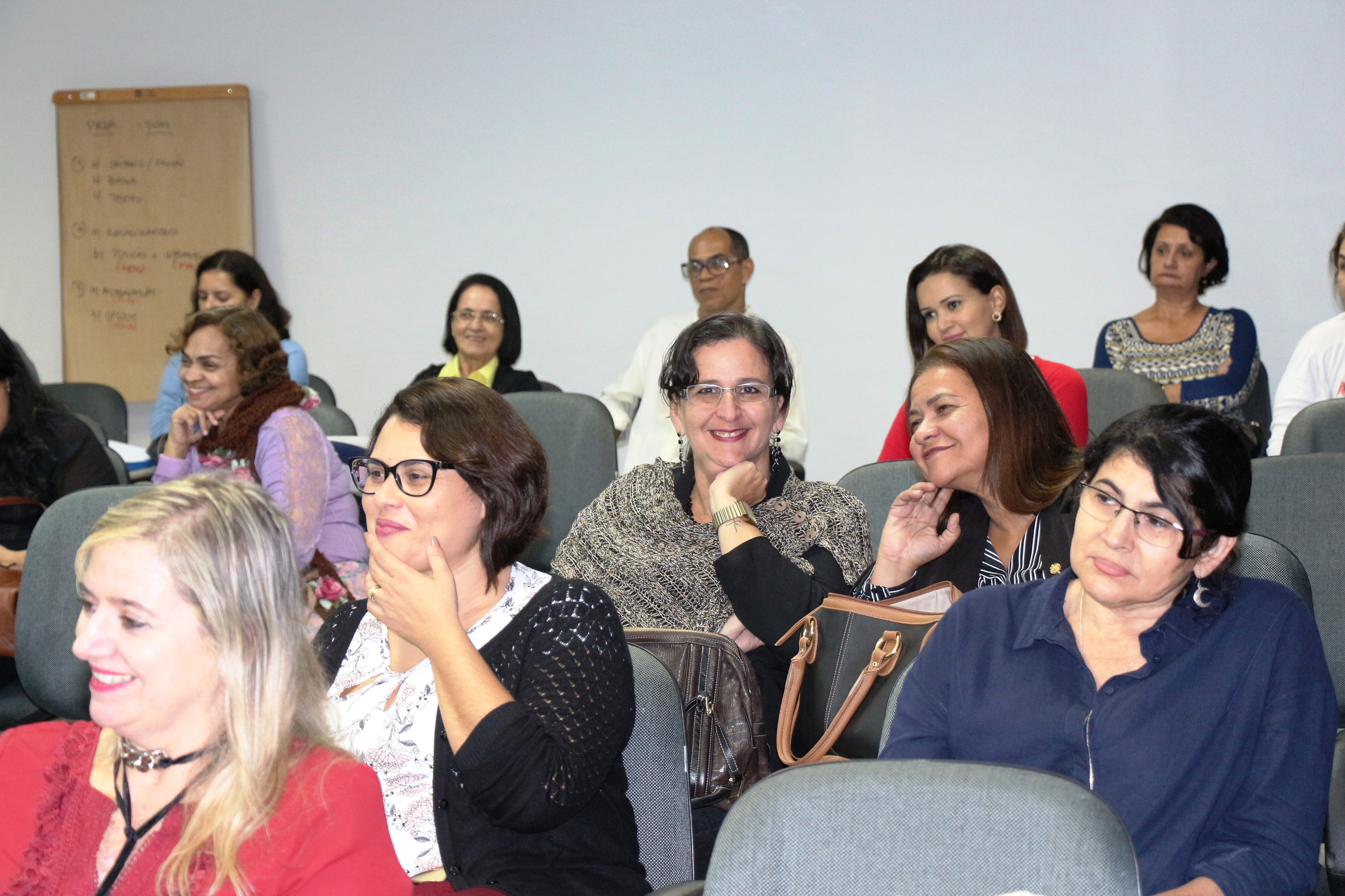 Educadores da Seduc e da Semed irão participar do curso. 