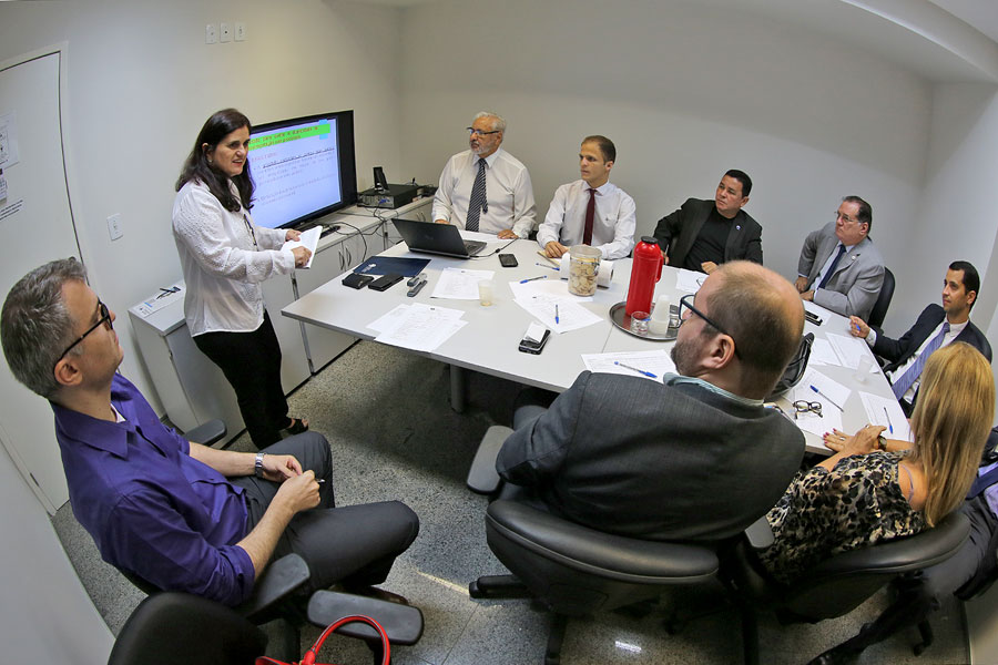 Alane Costa, chefe de secretaria da 6ª Vara Cível de Maceió