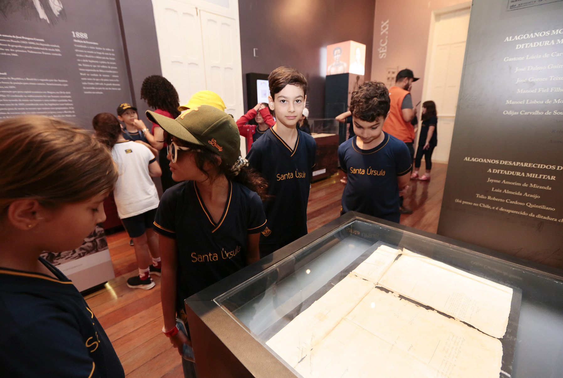 Alunos do Colégio Santa Úrsula aprendem de forma lúdica sobre o Judiciário.