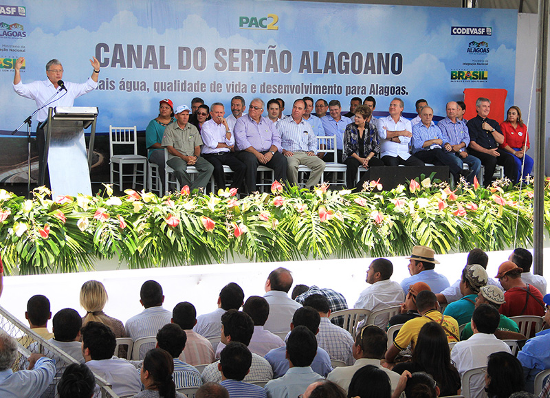 Governador Teotônio Vilela fala em solenidade