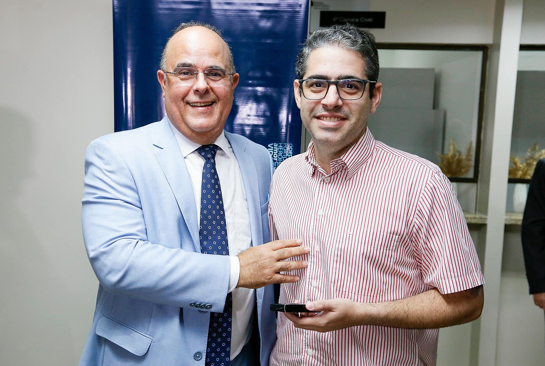 Presidência do TJAL homenageia servidores pais do Judiciário.