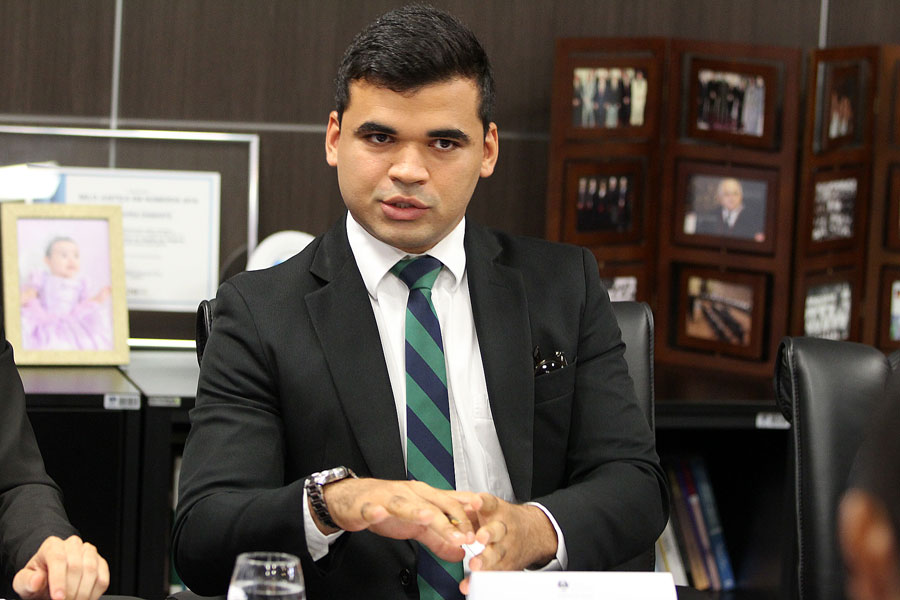 Rafael Dias, representando o Grupo João Lyra