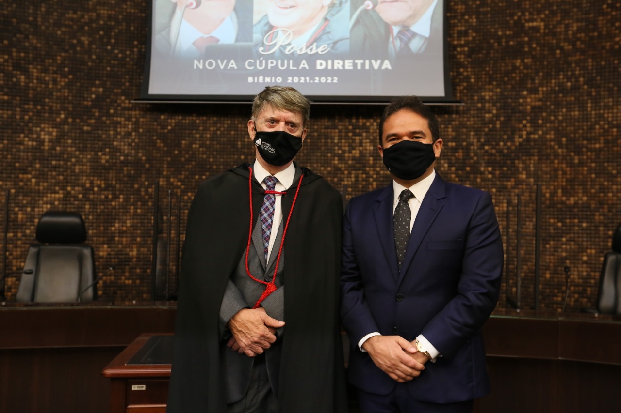 Desembargador Klever Loureiro e presidente da Assembleia Legislativa, Marcelo Victor.