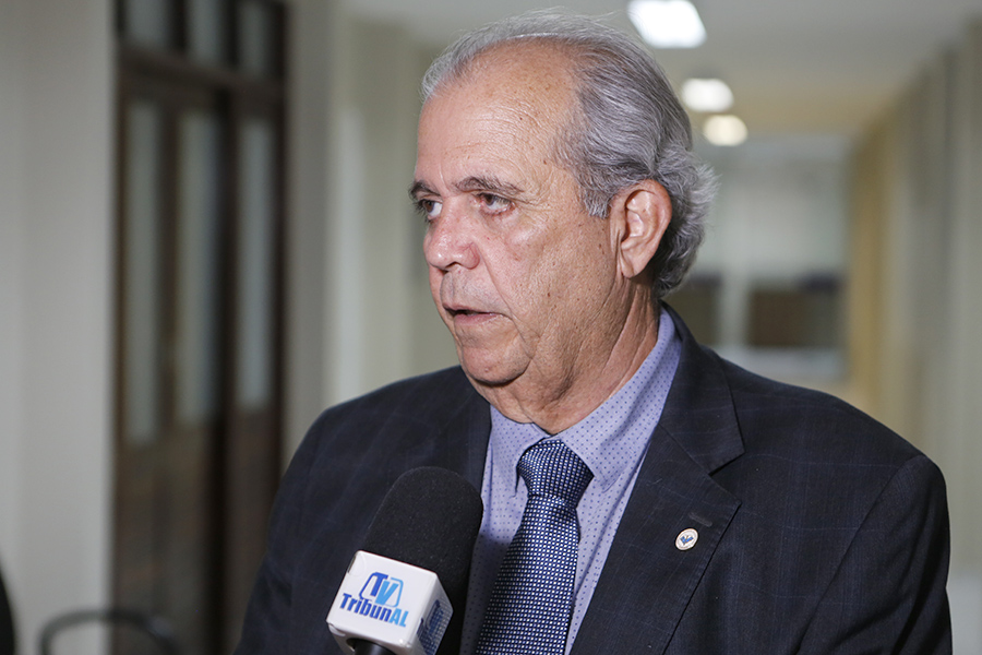 Desembargador Celyrio Adamastor Accioly, responsável pela efetivação da iniciativa.  