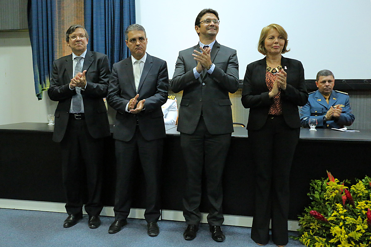 Homenageados da solenidade. Foto: Itawi Albuquerque