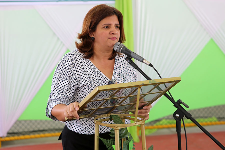 A vice-prefeita de Delmiro Gouveia, Ziane Costa.