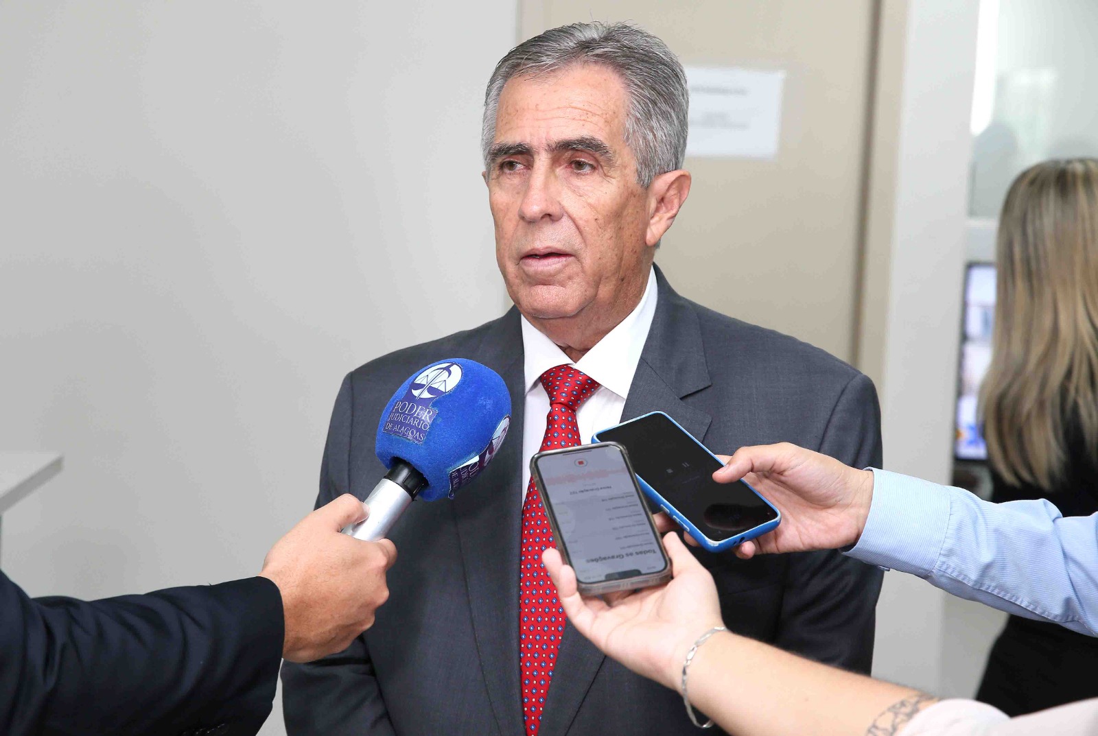 Desembargador Orlando Rocha Filho.
