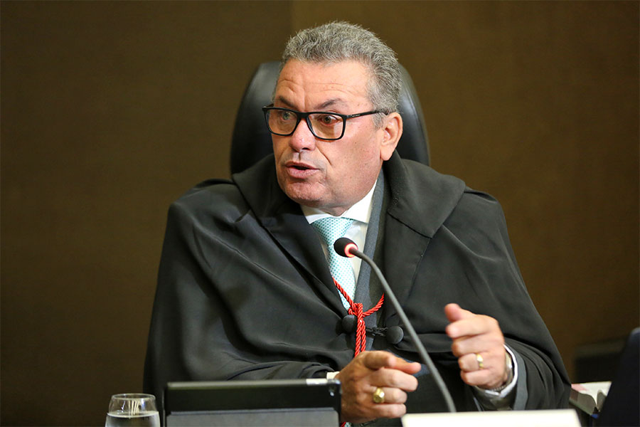 Desembargador Domingos Neto, relator.