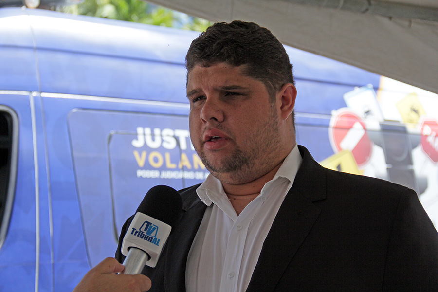 Conciliador Ricardo Fonseca.