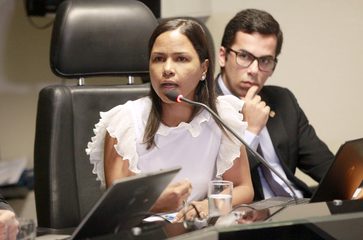 Promotora de Justiça Eloá Melo.