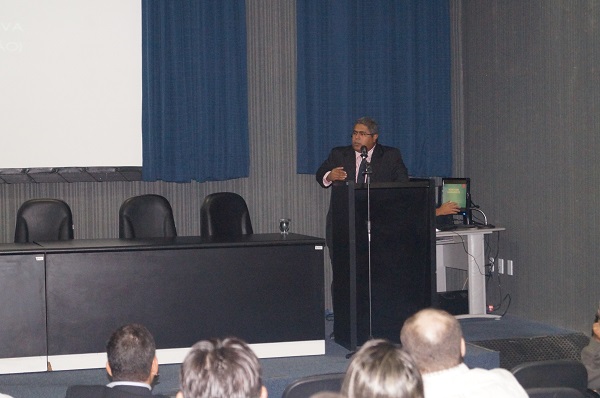 Doutor em Direito Processual Beclaute Oliveira e Silva