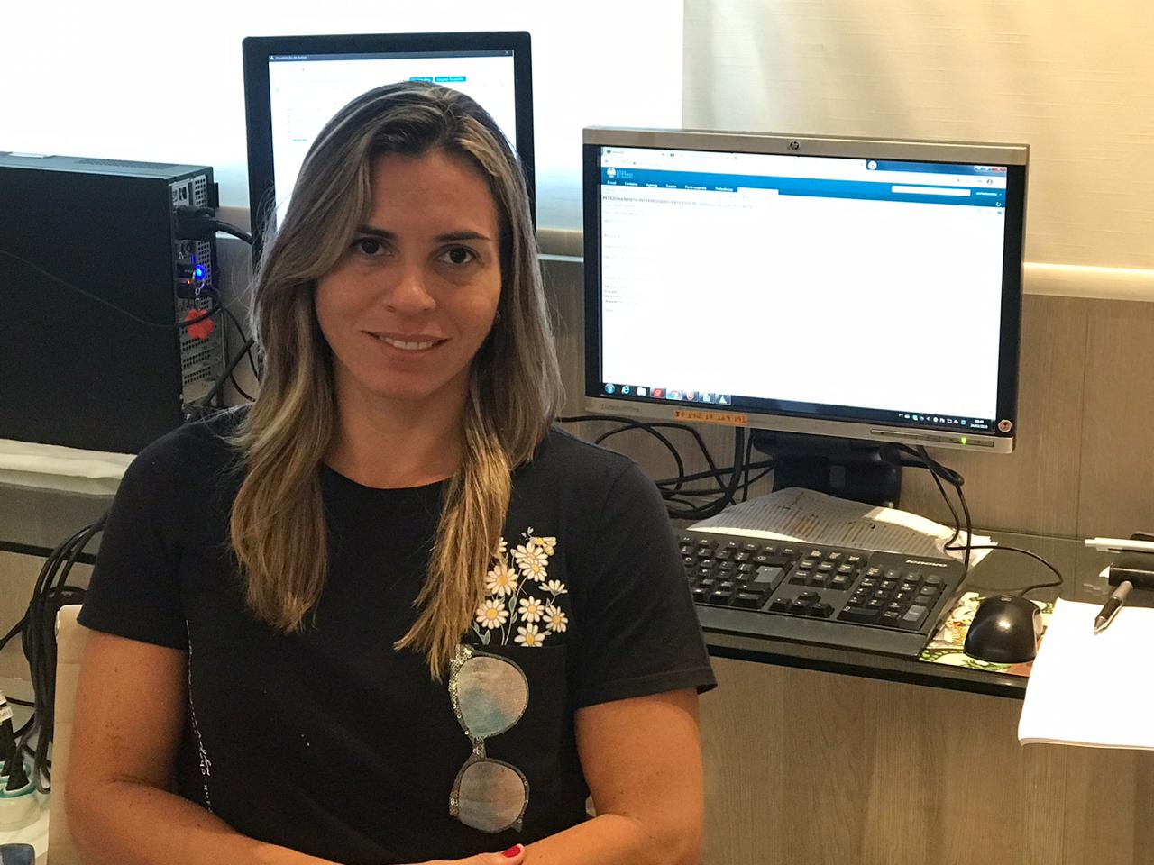 Jucielly Lins, servidora da Secretaria Administrativa do Extrajudicial.