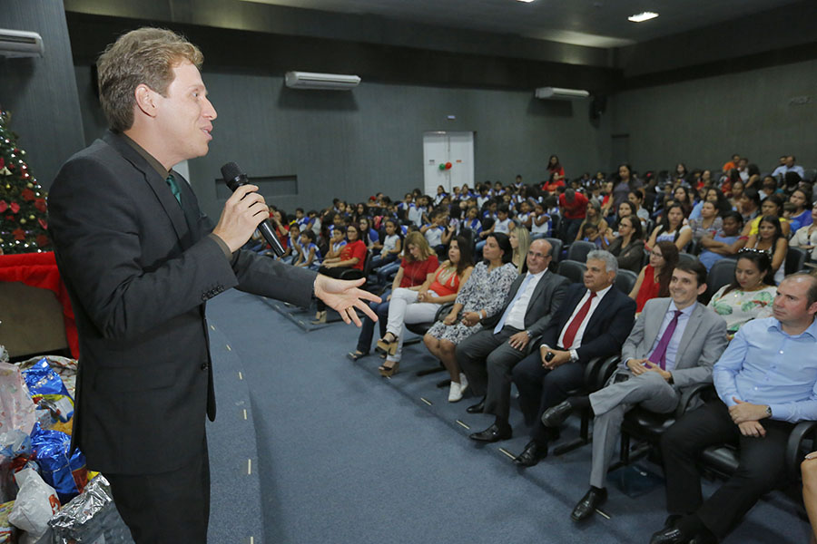 Juiz Anderson Passos.