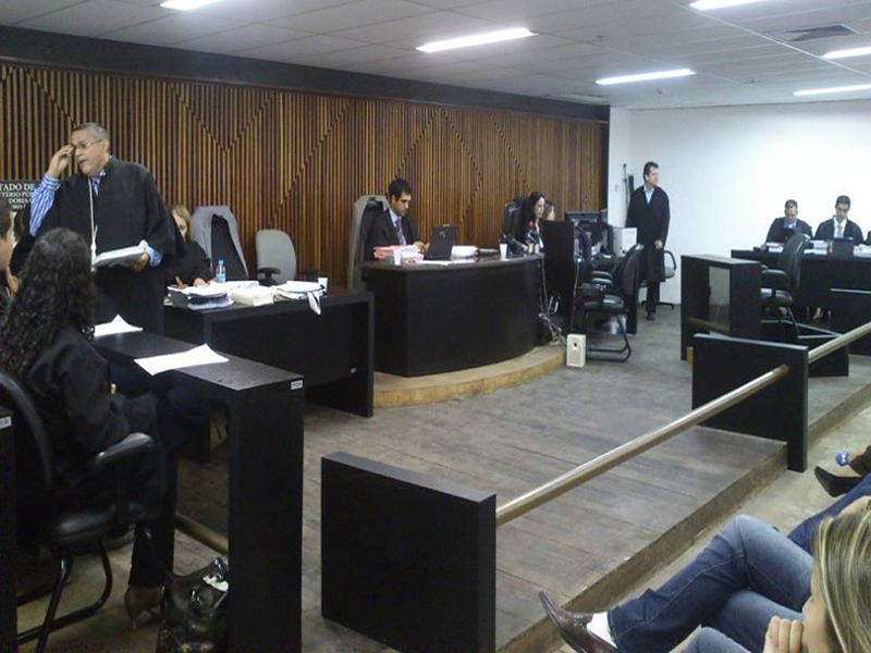 Cinco processos já foram concluídos e sentenciados até o início desta tarde