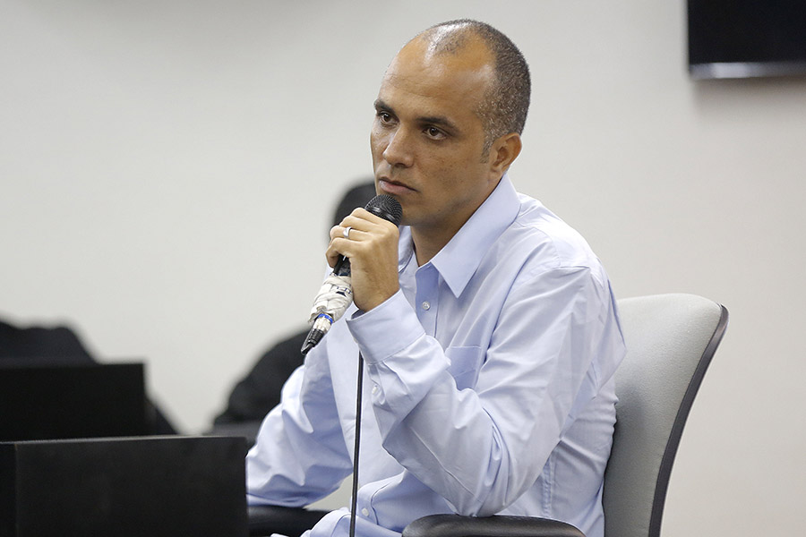 Réu Luiz Alberto Bernardino da Silva.
