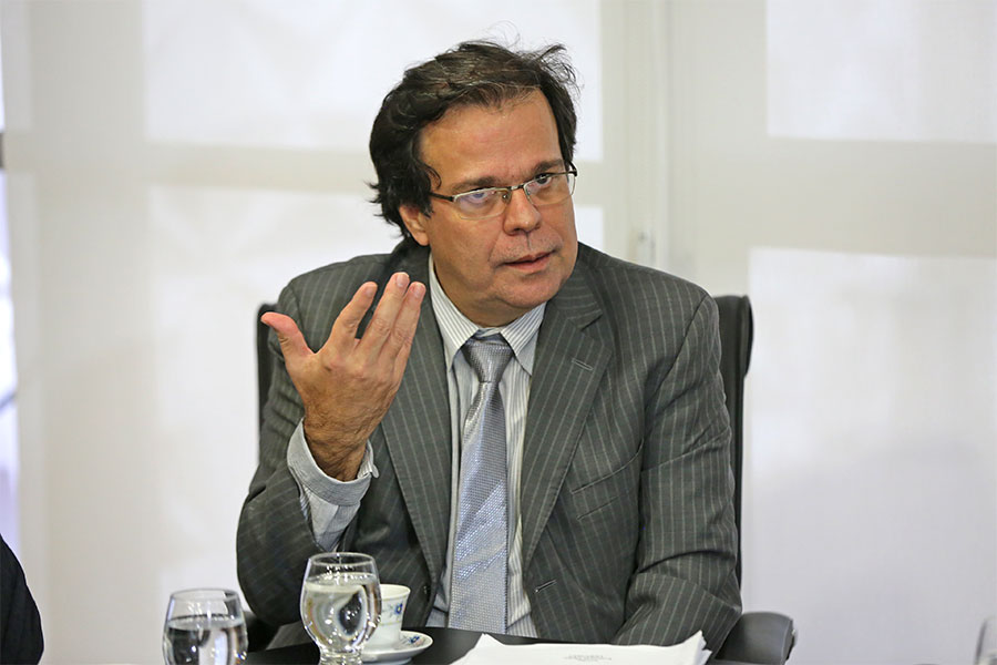 Desembargador do  TJ/AL, Tutmés Airan.