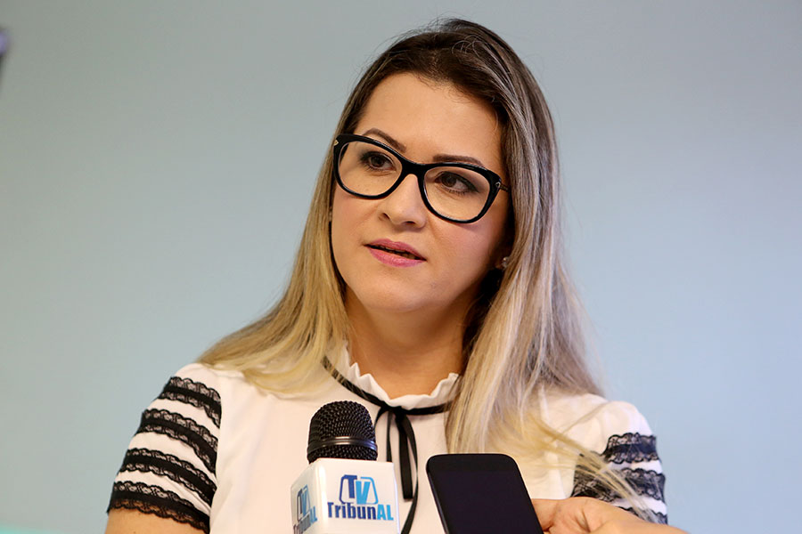 Juíza Emanuela Porangaba.