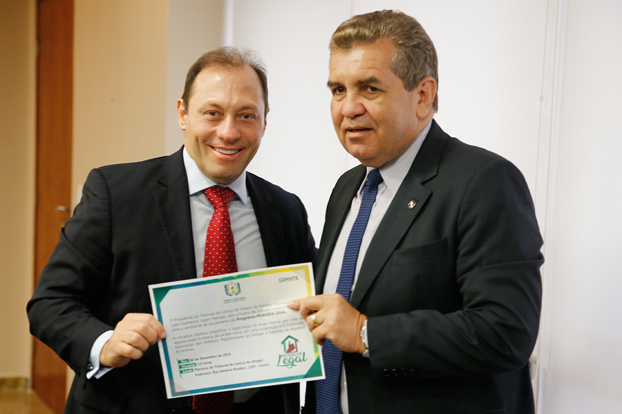 Washington Luiz recebeu convite para a inauguração do Moradia Legal no AP.