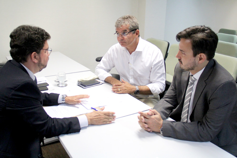 Flávio Almeida, prefeito de Pão de Açúcar.