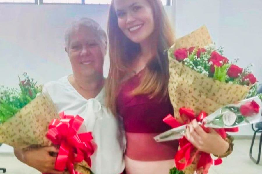 Servidora Glyciene Maria e a juíza Fabíola Feijão