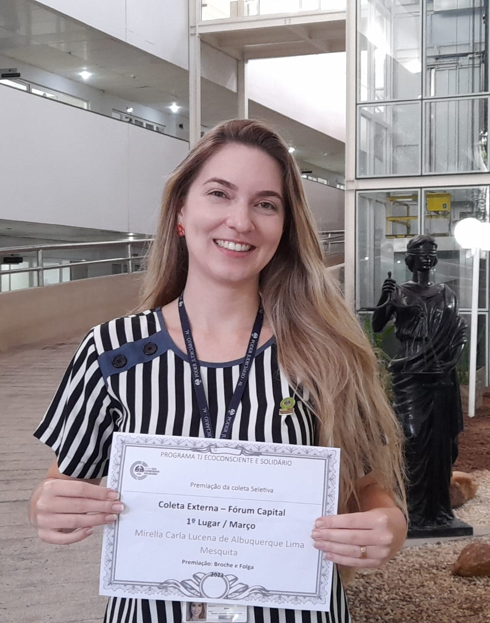 Mirella Mesquita, ganhadora da coleta externa do Fórum de Maceió