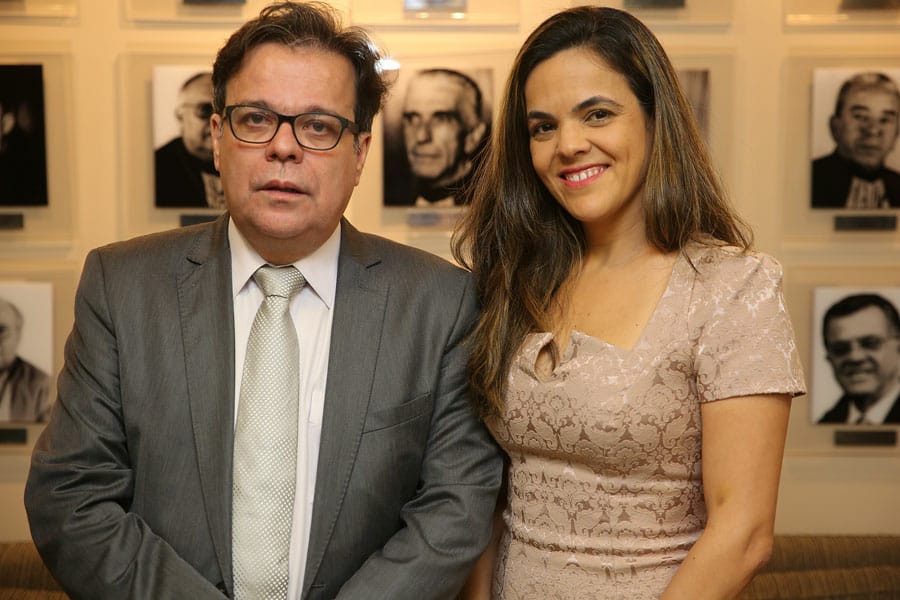 Presidente Tutmés Airan e juíza Clarissa Mascarenhas.