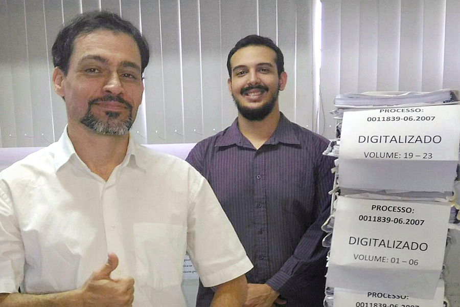 Servidores de Pilar digitalizaram processo com mais de sete mil folhas.