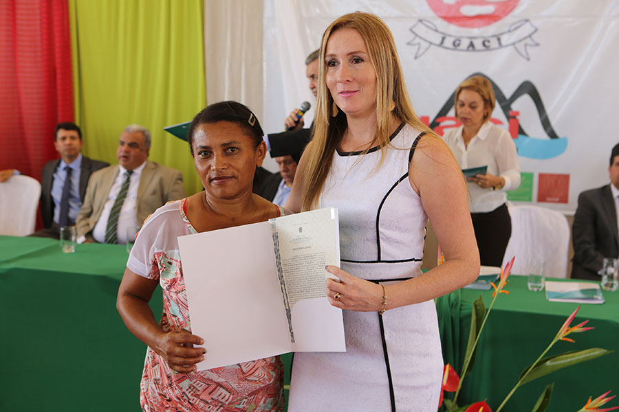 Entrega de títulos do Programa Moradia Legal II, em Igaci