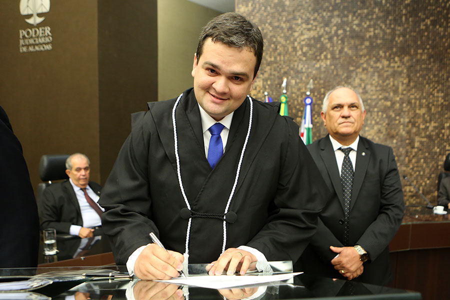 Juiz André Luís Parizio Maia Paiva.