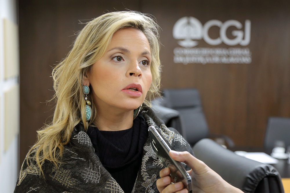 Juíza coordenadora do Extrajudicial, Lorena Sotto Mayor.