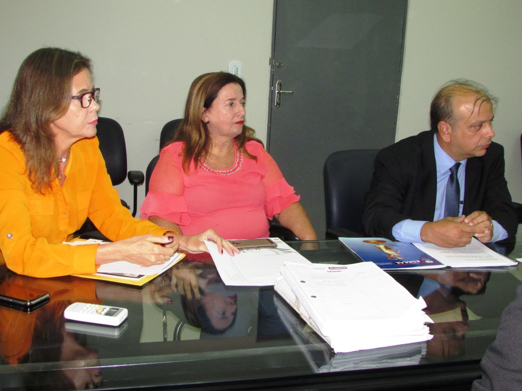 Ana Valéria Pitta, Noélia Amaral e juiz Manoel Cavalcante