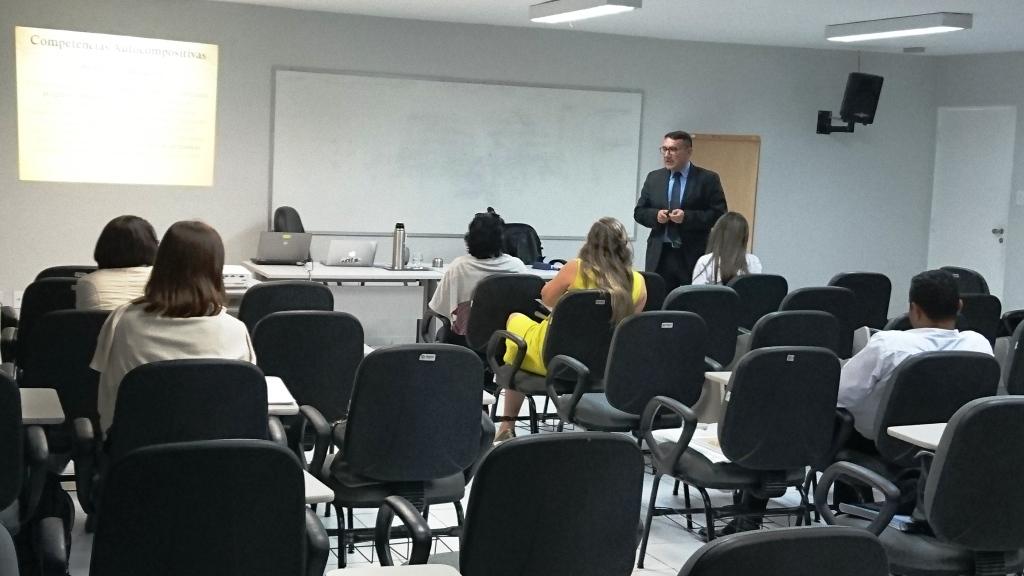 Professor João Wesley ministrou a última aula teórica dos participantes. 