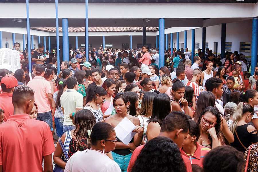 Evento realizado em Marechal Deodoro reuniu centenas de moradores que tinham perdido documentos durante as chuvas de 2017.