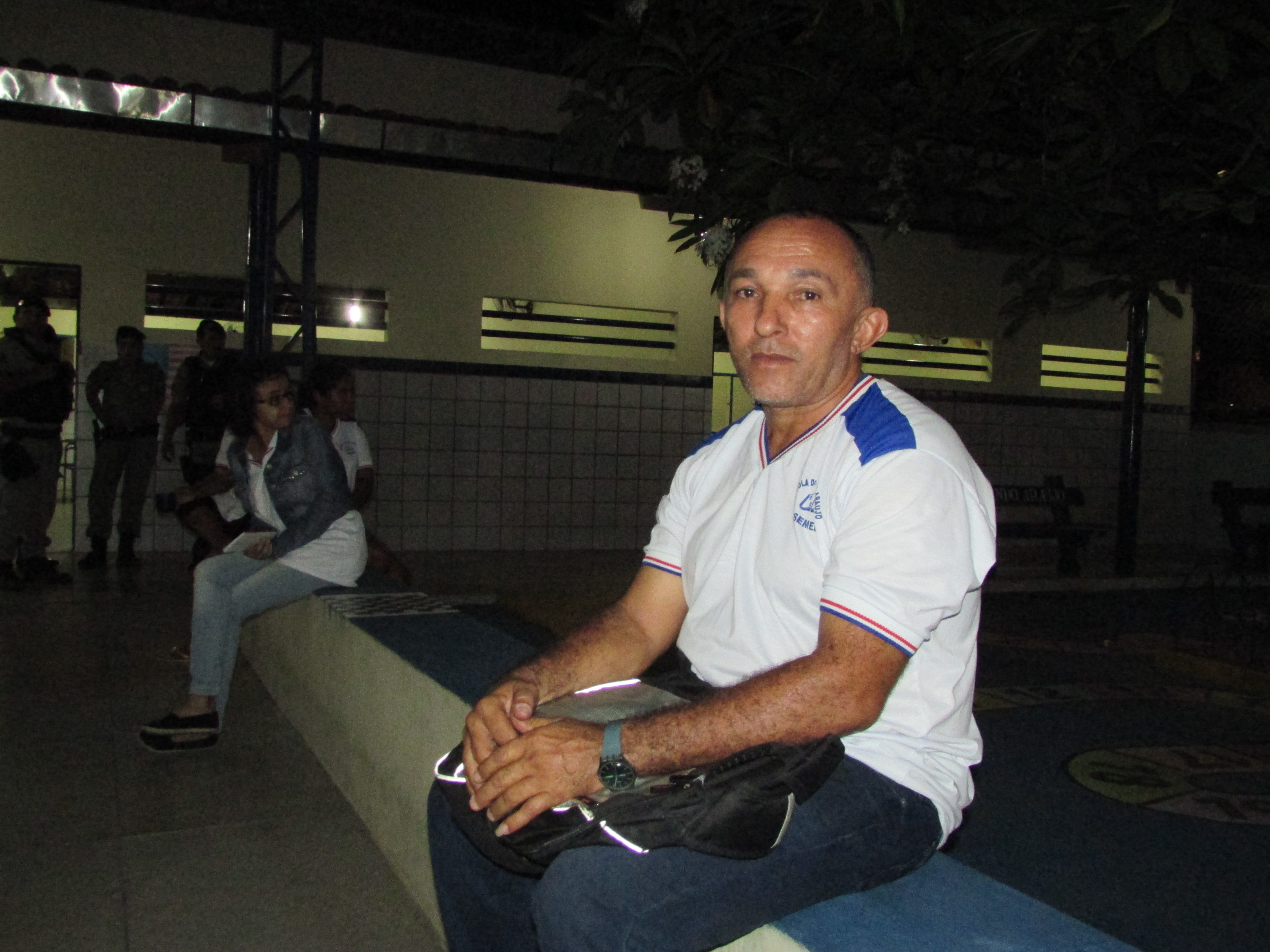 Bernanes afirma que depois da palestra vai parar de fumar