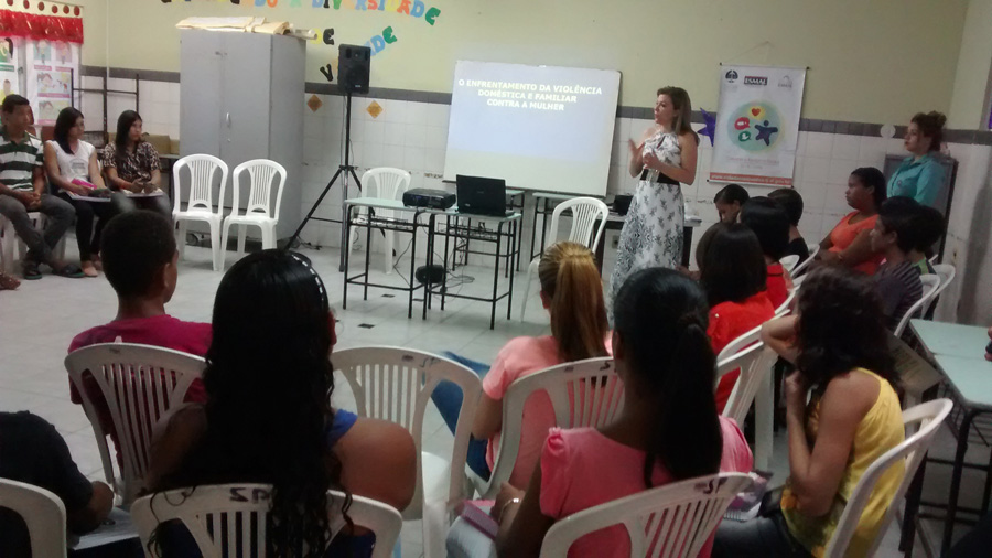 Escola Silvestre Péricles - palestrante delegada Ana Luíza Nogueira