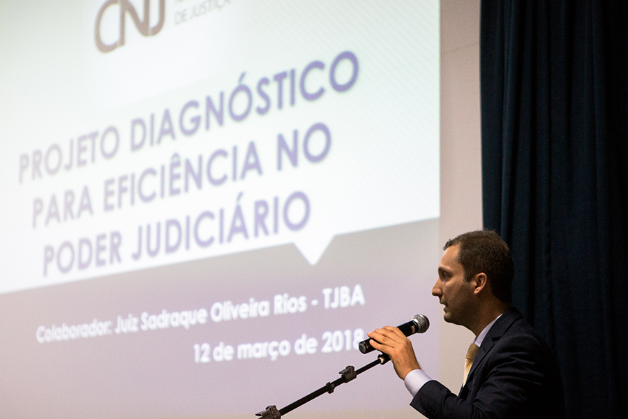 Sadraque Oliveira