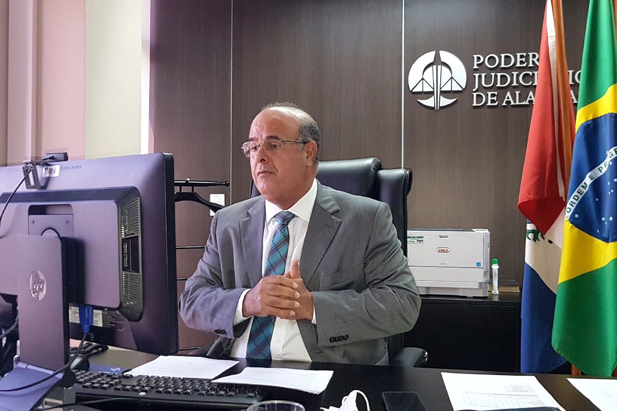 Corregedor-geral Fernando Tourinho e presidente do CCOGE